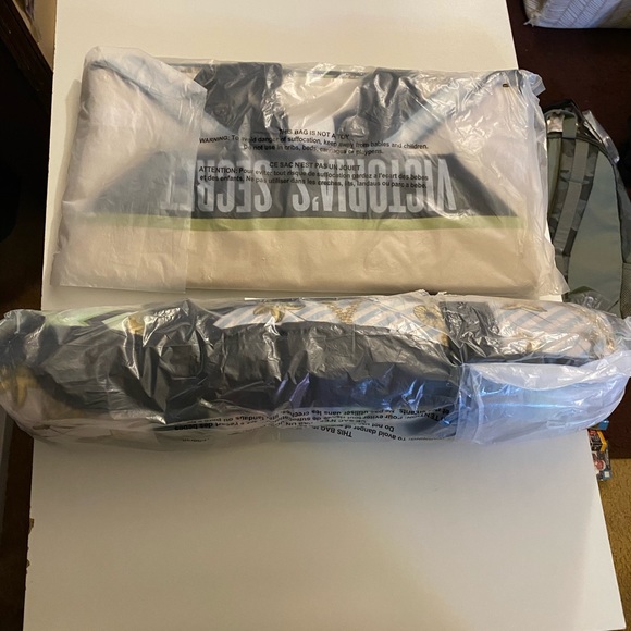 Victoria Secret🎀 - Picture 2 of 2